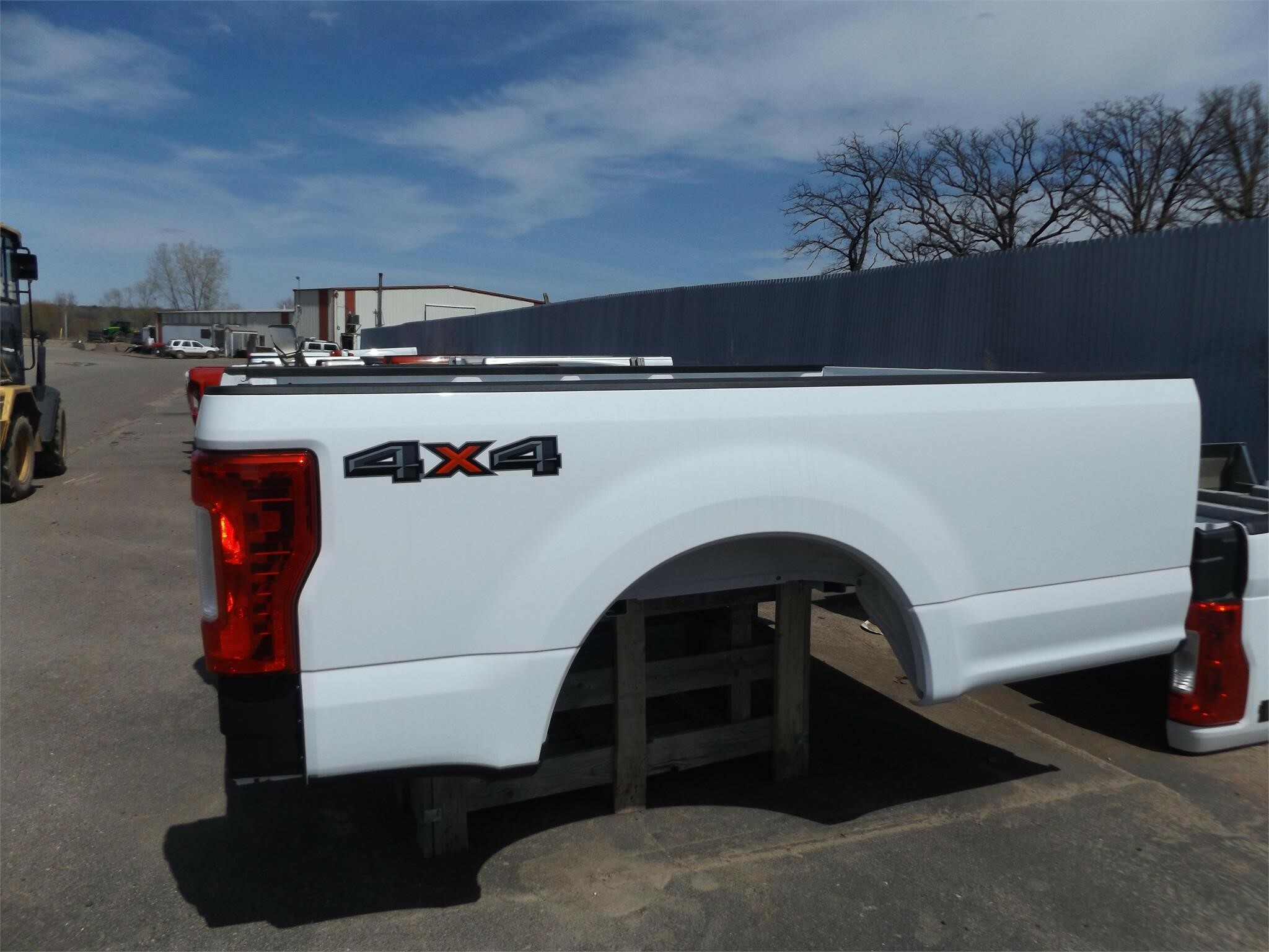 2017 Ford 8 ft Truck Bed 1,800 Machinery Pete