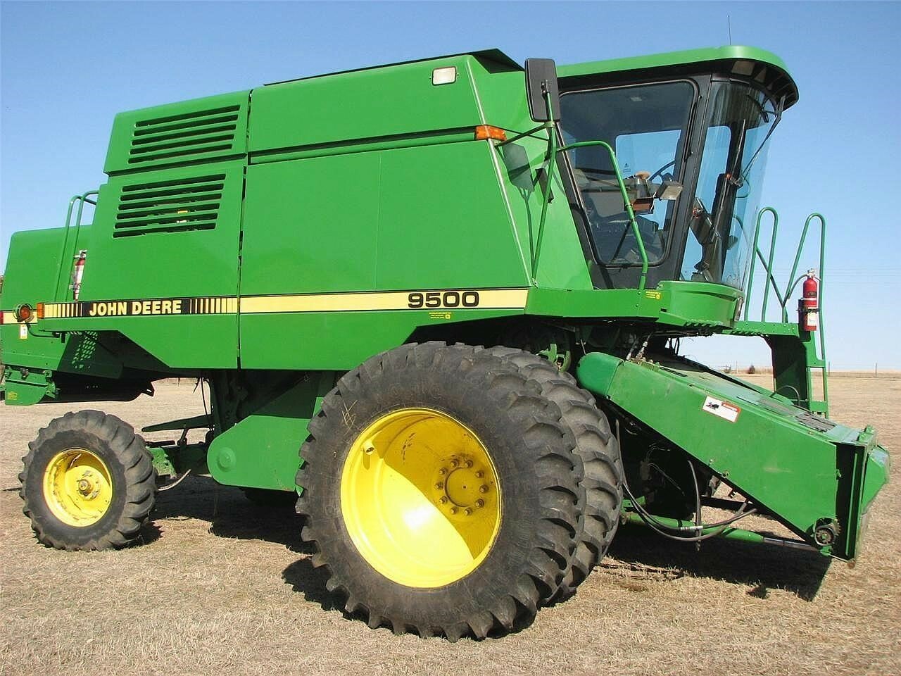 1994 John Deere 9500 Combine 25,000 Machinery Pete