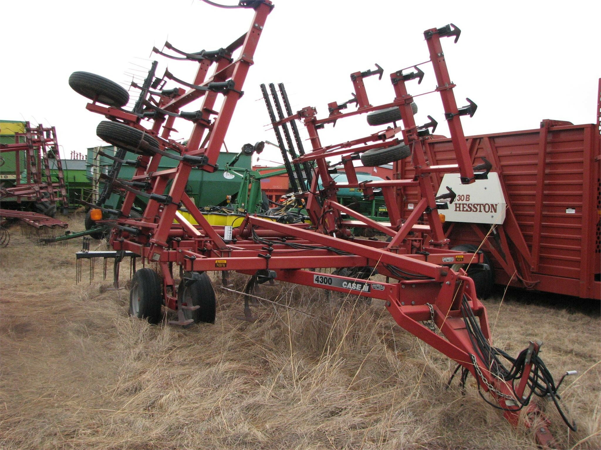 Case IH 4300 Field Cultivator 12,900 Machinery Pete