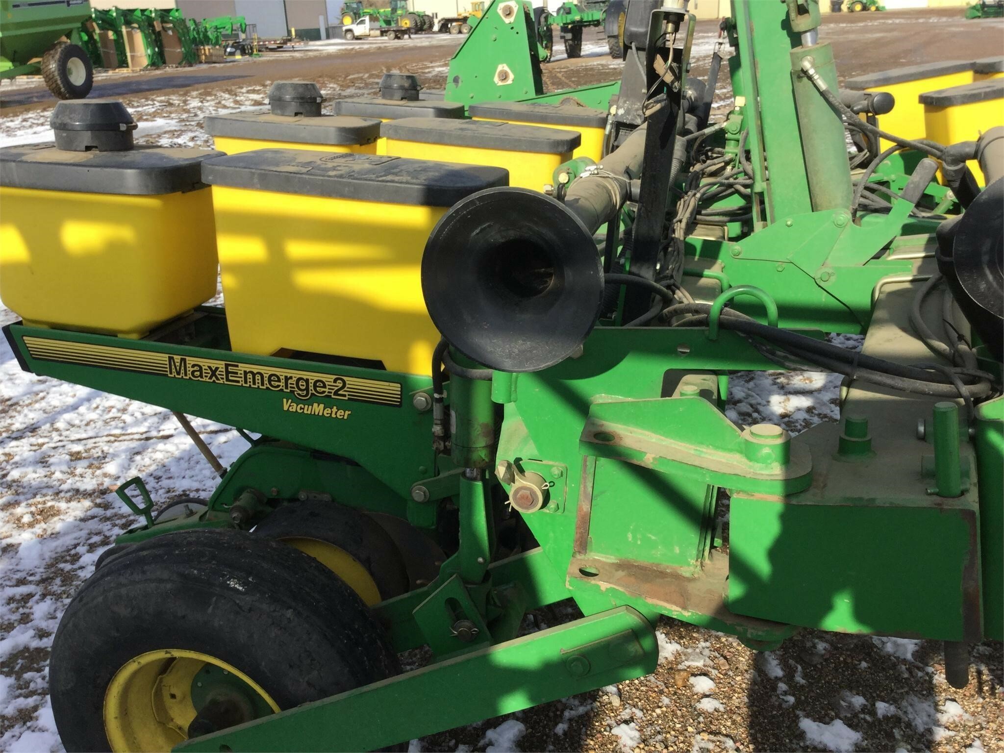 John Deere 1760 Planter 10,500 Machinery Pete