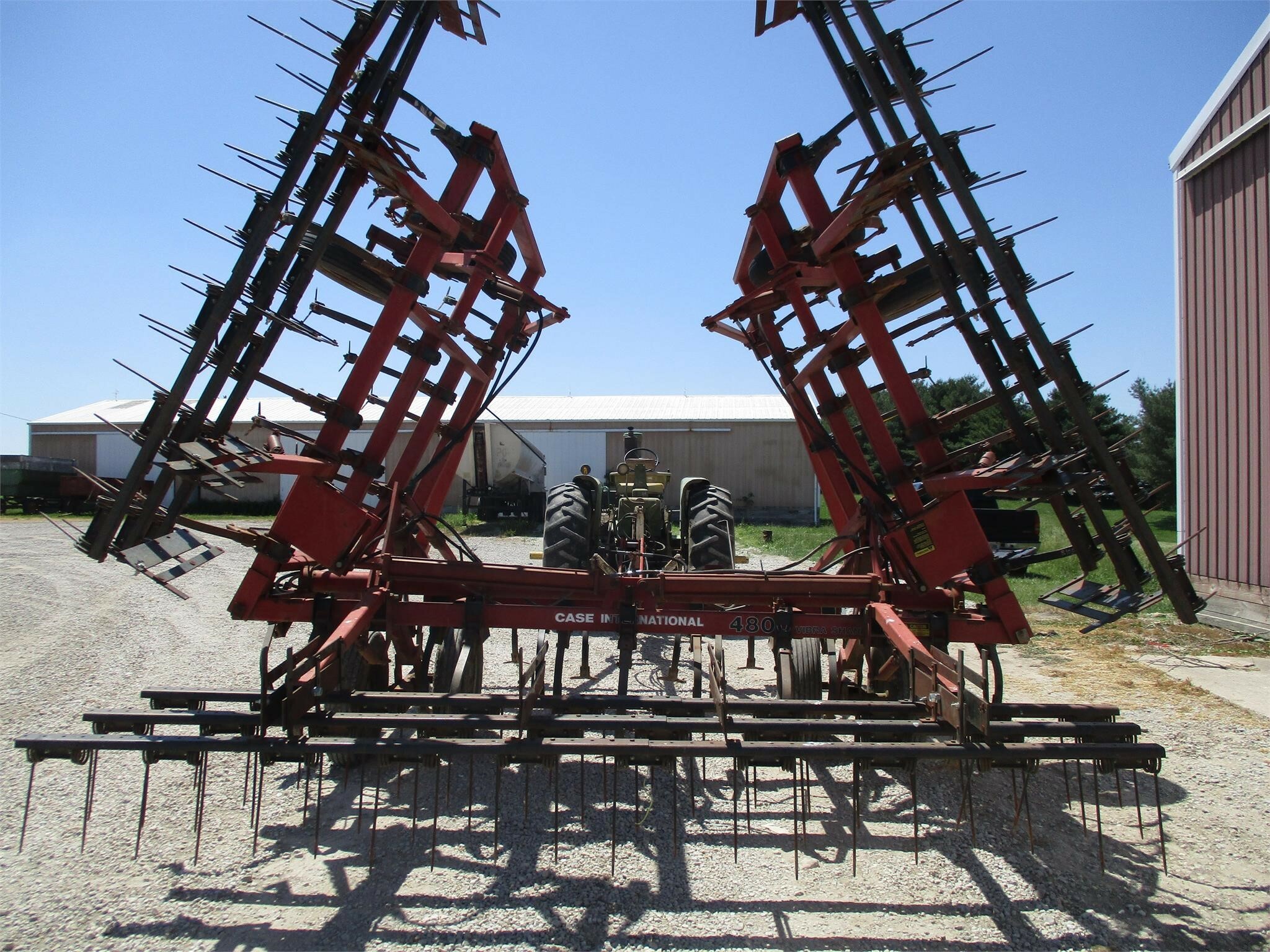 Case IH 4800 Field Cultivator 5,950 Machinery Pete