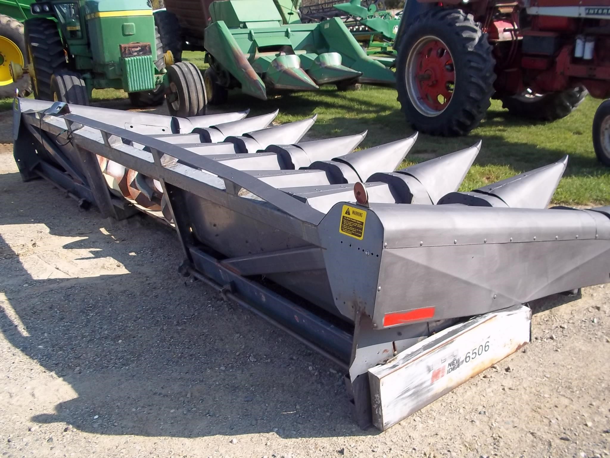 New Idea 800C Corn Picker 40,000 Machinery Pete