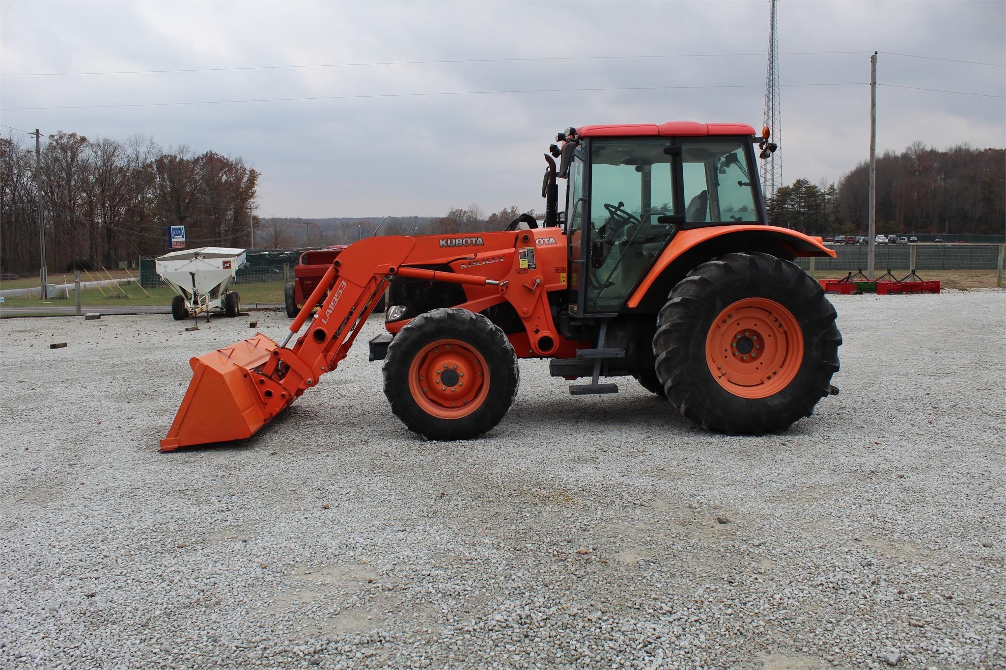2011 Kubota M100X Tractor North Vernon, Indiana 48,500 Machinery