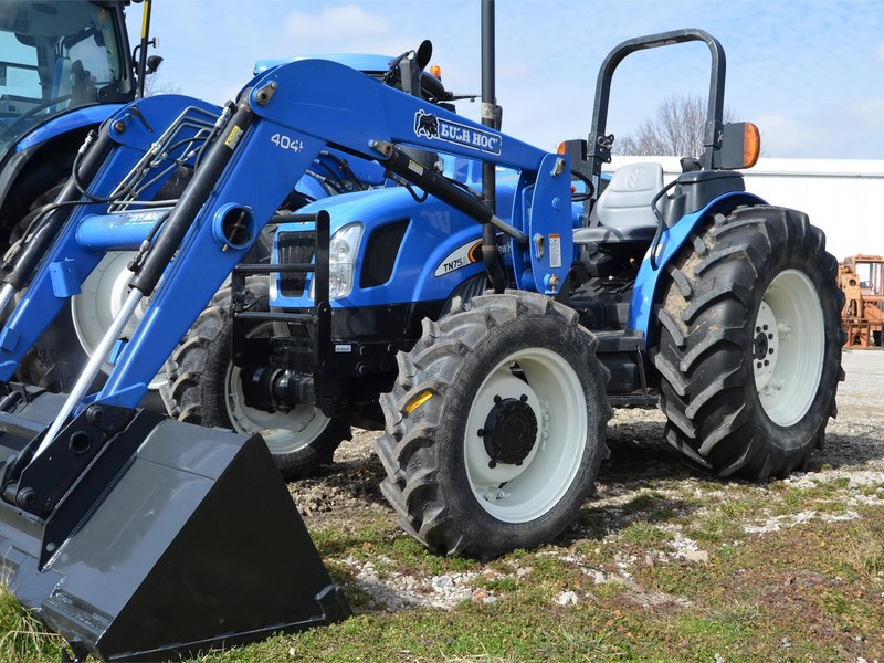 2007 New Holland TN75A Tractor Newton, IL Machinery Pete