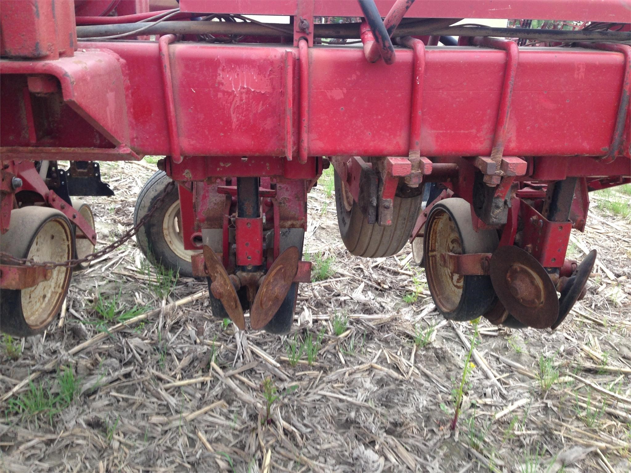 International Harvester 800 Cyclo Air Planter 2,200 Machinery Pete
