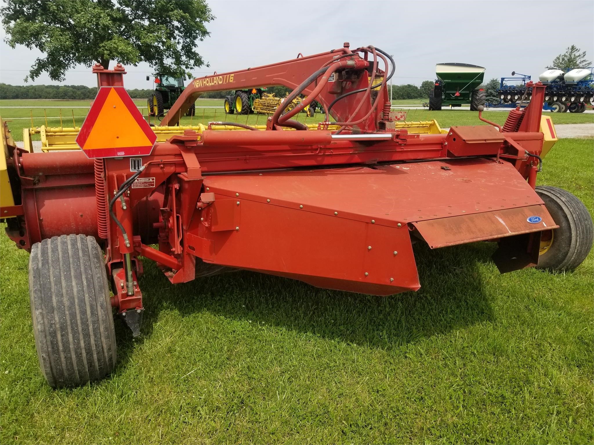 New Holland 116 PullType Windrowers and Swather Wilkinson, Indiana