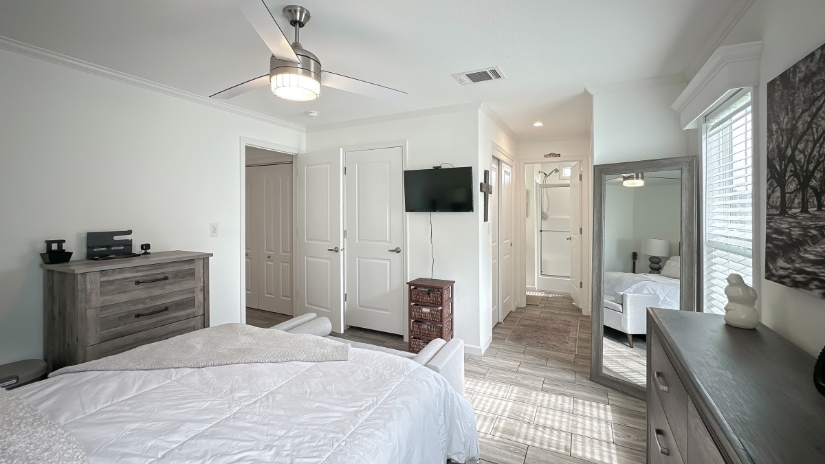 Home Sales WAT Water Oak Country Club Estates 405 Teakwood Tr