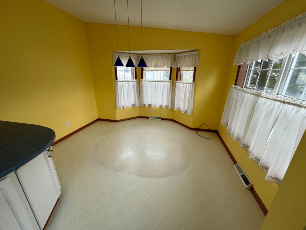 Home Sales CWD Cherrywood 16 Buttonwood Circle , Clinton, New York