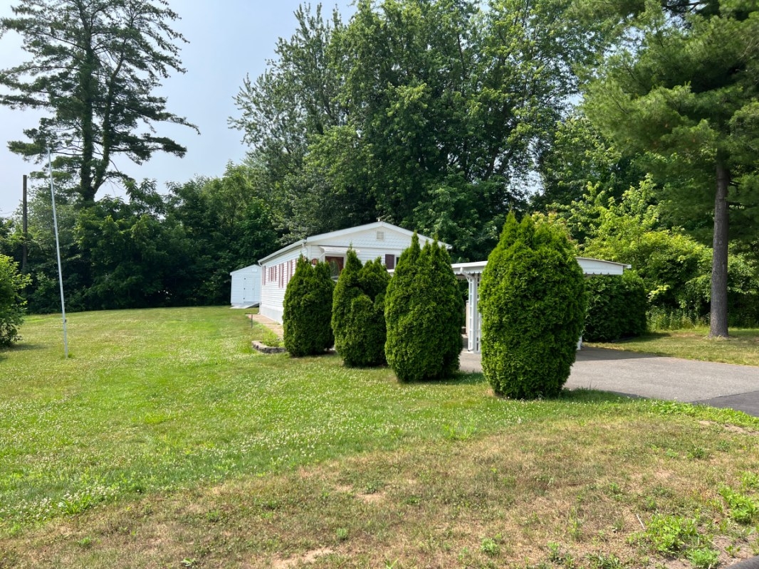 Home Sales FHL Forest Hill 11 Town Line Road , Southington, Connecticut