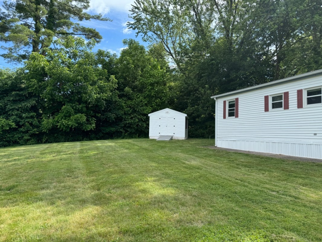 Home Sales FHL Forest Hill 11 Town Line Road , Southington, Connecticut