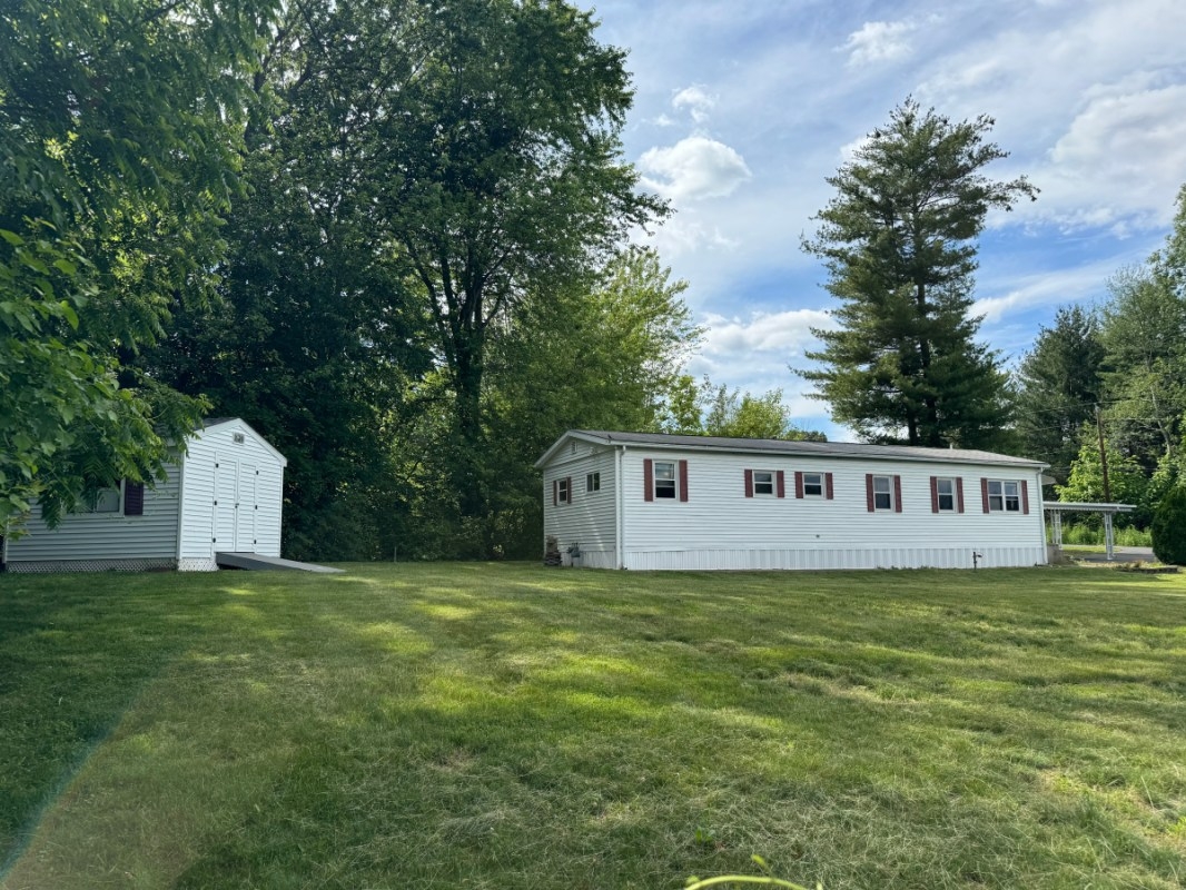 Home Sales FHL Forest Hill 11 Town Line Road , Southington, Connecticut