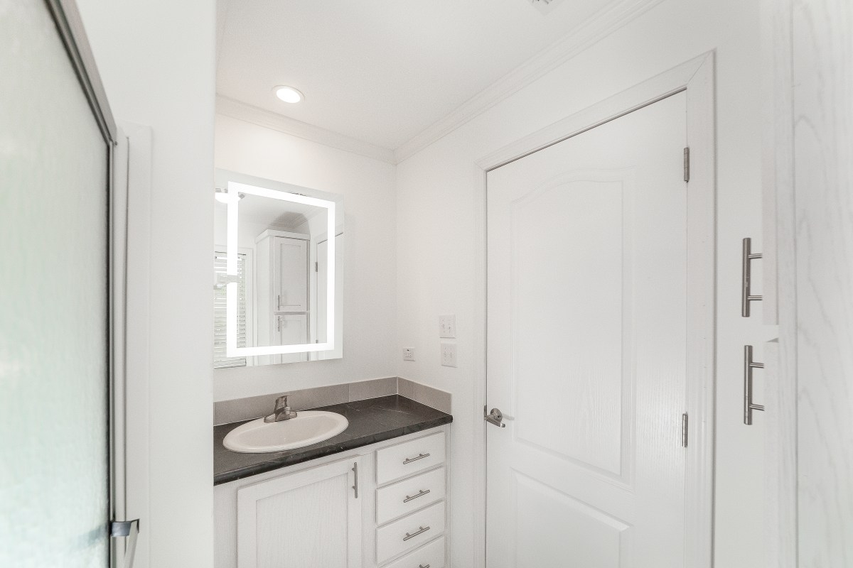 Home Sales WAT Water Oak Country Club Estates