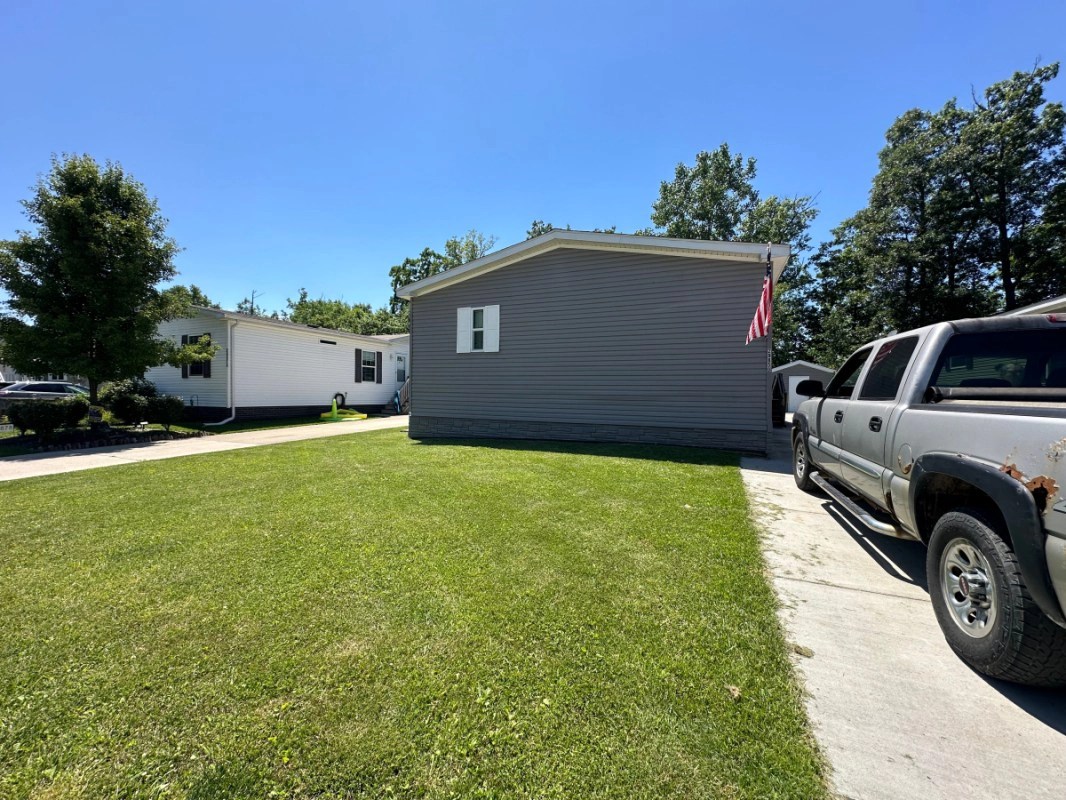 Home Sales MEA Meadowlands 29850 Meadow Lane , Gibraltar, Michigan