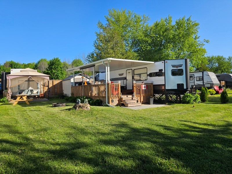 Vacation Home Sales ALK Sun Retreats Arran Lake 53 Concession 12