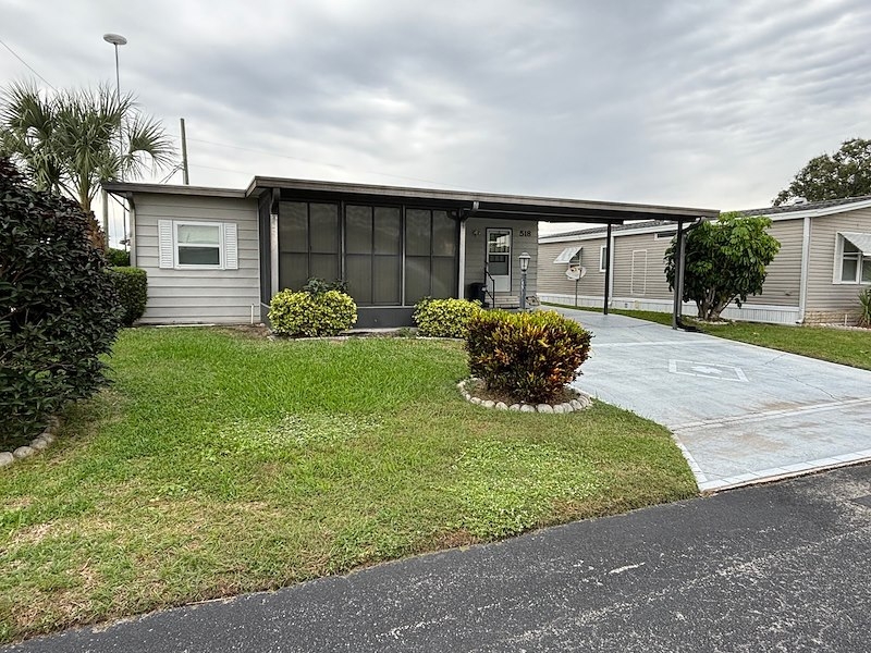 Vacation Home Sales BUT Buttonwood Bay 518 Redwood Drive , Sebring