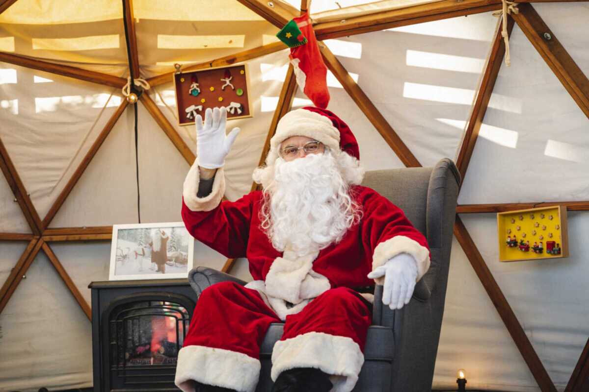 The Santa Claus House, Barcelona Miniguide