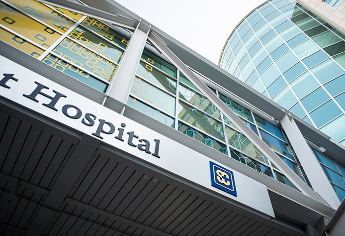 North Park Alum and ICU Nurse Sommar Johnson Otfinoski