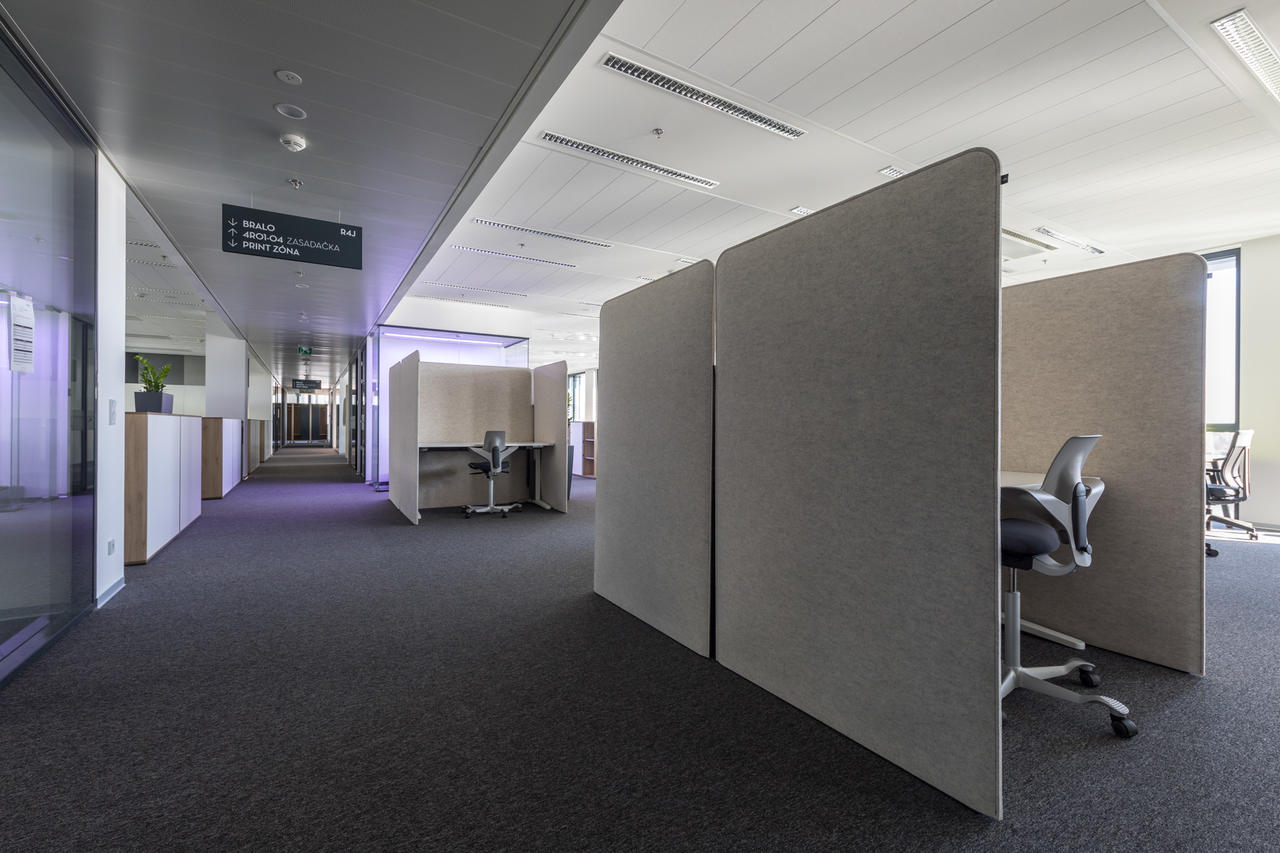 Flexible Acoustic Panel Screen BuzziScreen Office Reality