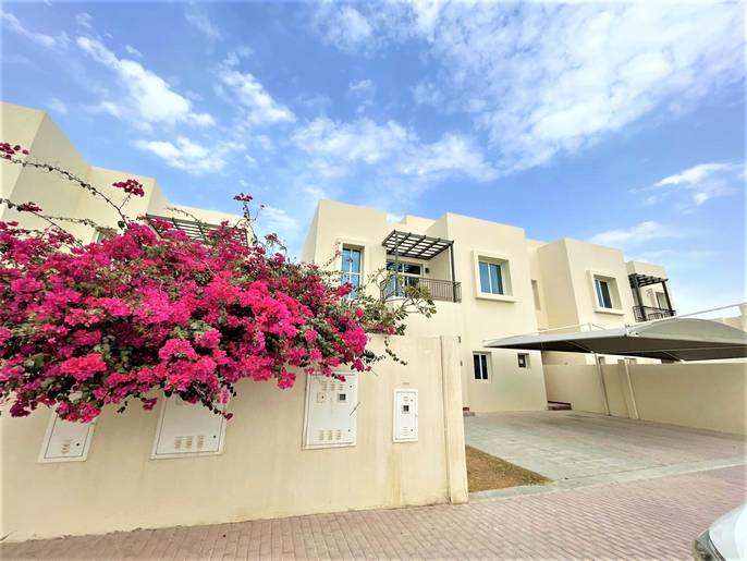 Villas for Rent in Ain Khaled Property Oryx