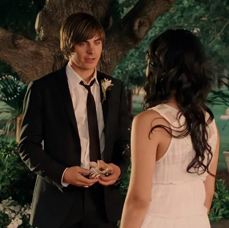 High School Musical Troy And Gabriella Prom
