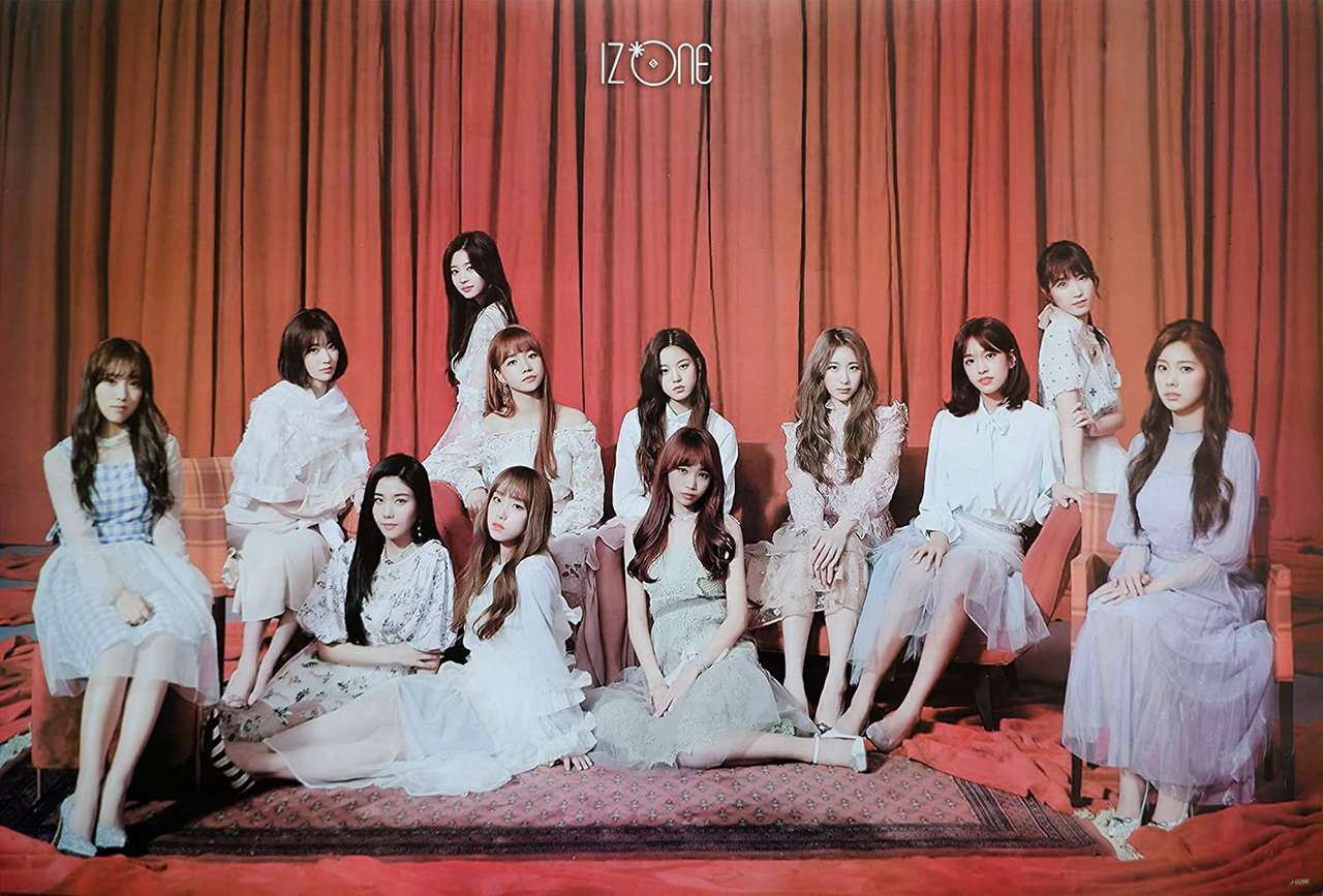 IZONE LA VIE EN ROSE rompecabezas en línea