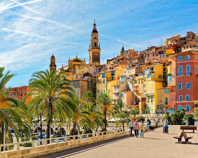 A city on the French Riviera online puzzle