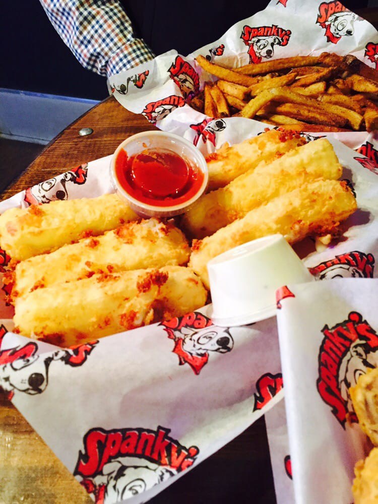 10 Places You Need To Eat At If You're In Lubbock