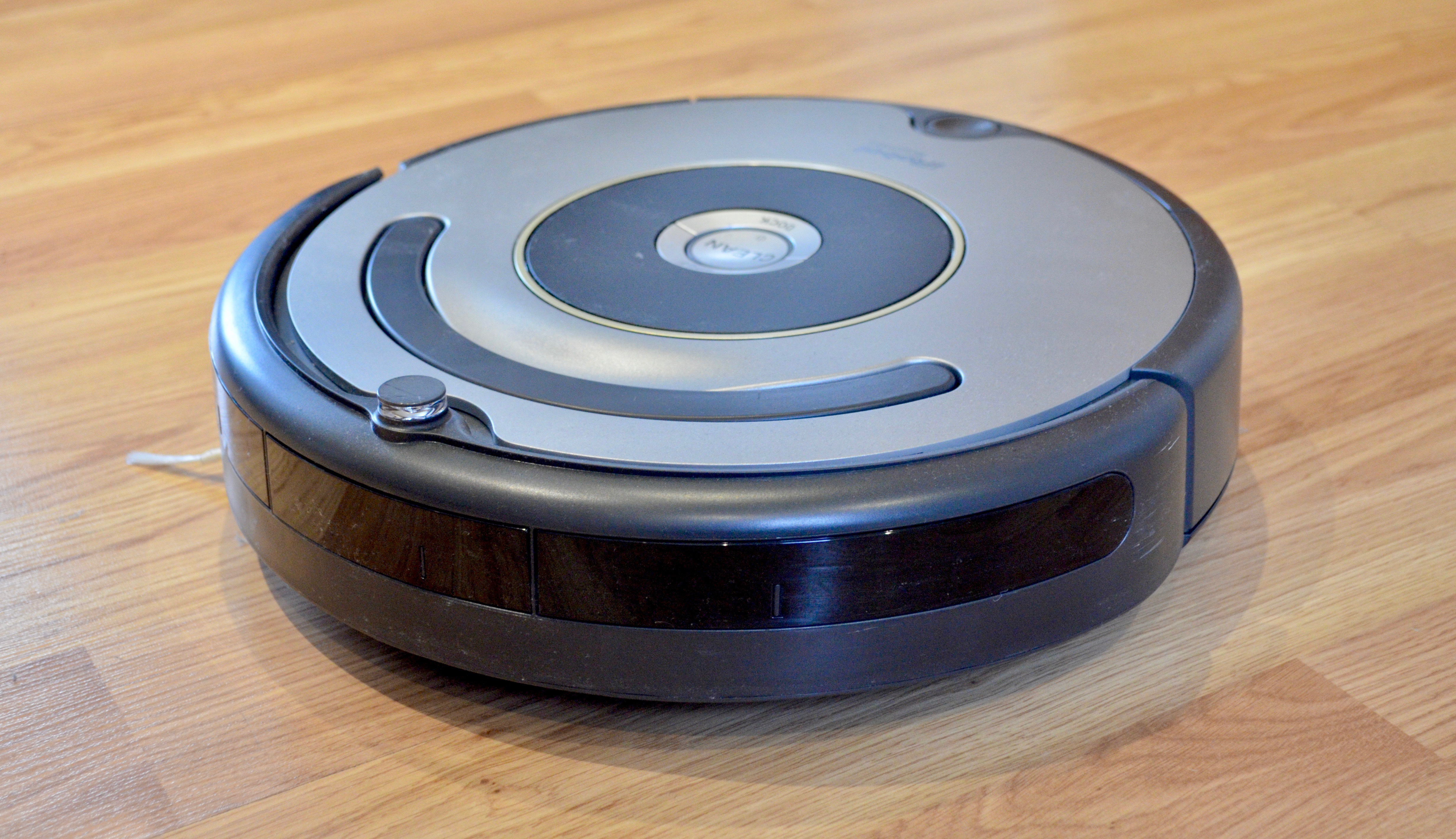 Irobot Roomba 616 Review Robotic Vacuuming On The Cheap Gearbrain