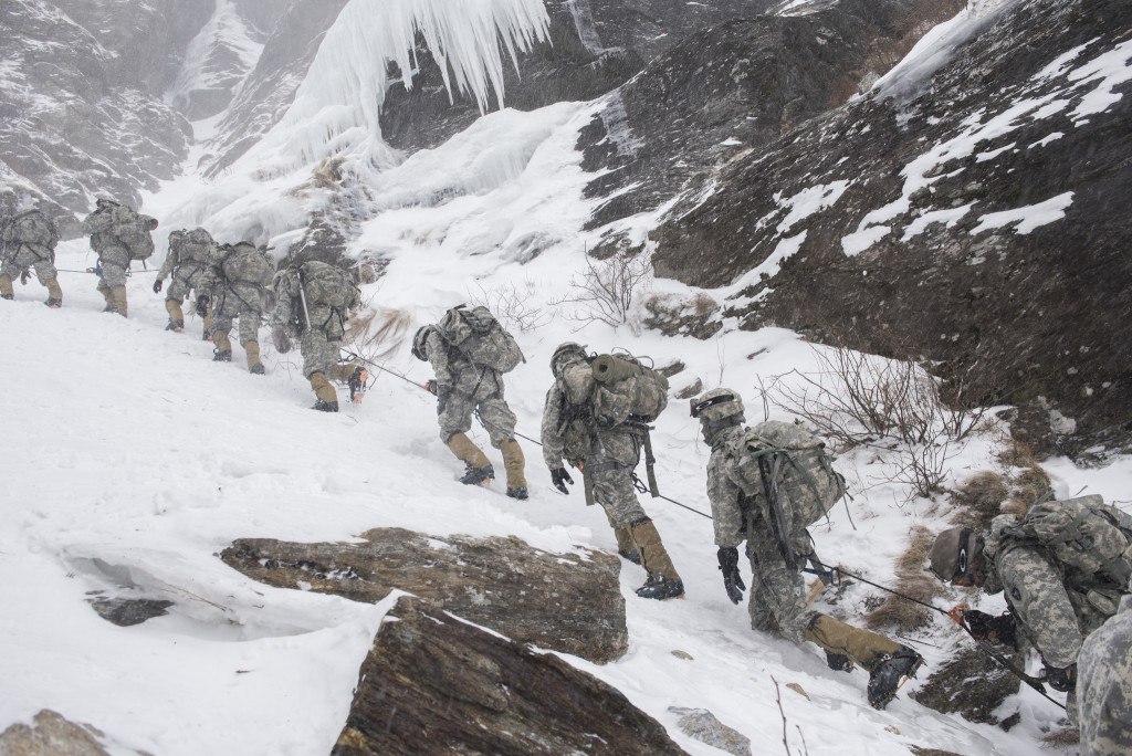 15 awesome photos of what mountain warfare looks like Americas