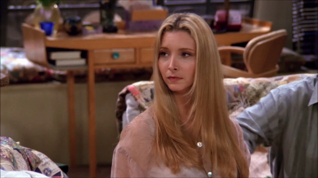 Progression Of Phoebe Buffay Hairstyles Wavy Haircut
