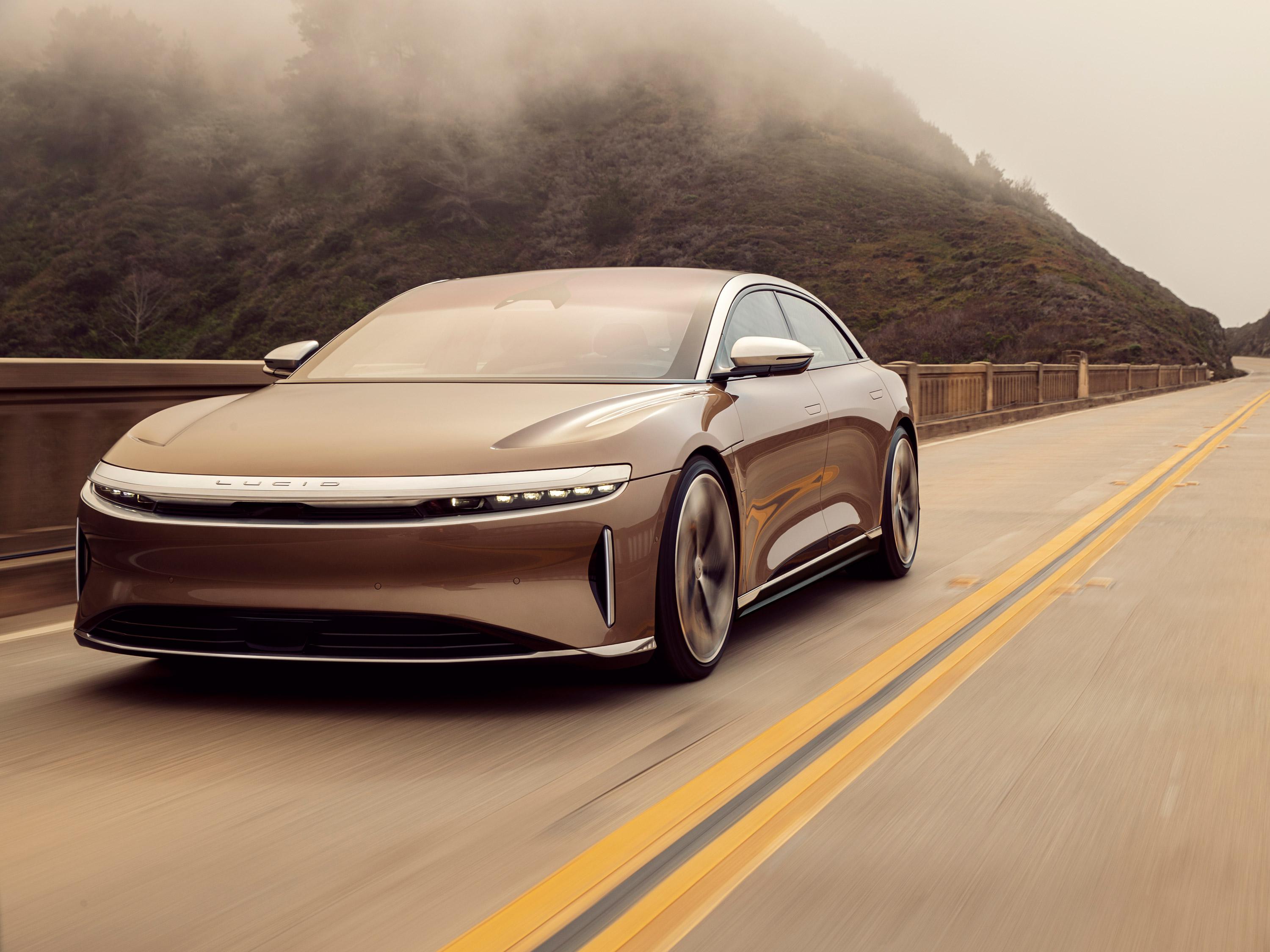 Behind The Wheel, Under The Hood Of World's First 500-Mile Ev - Ieee Spectrum