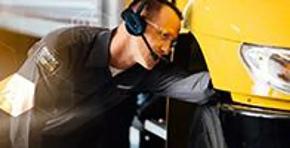 Maintenance Services - Penske Truck Leasing