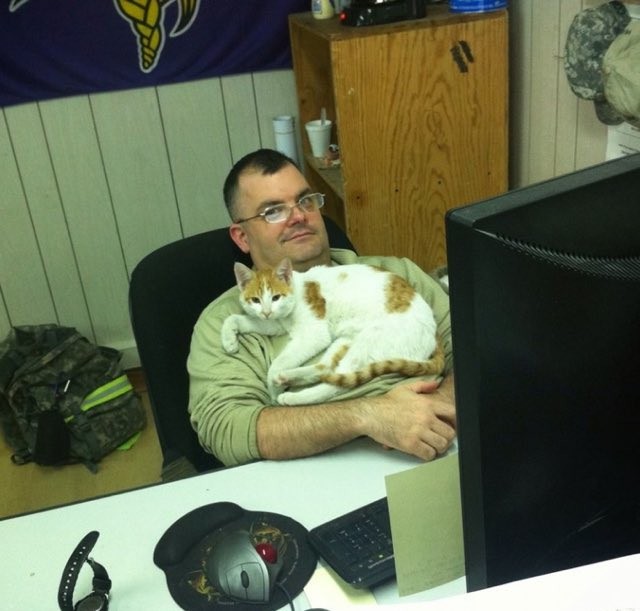 Kentucky Soldier Giving Kuwaiti Cat a New Home in the US