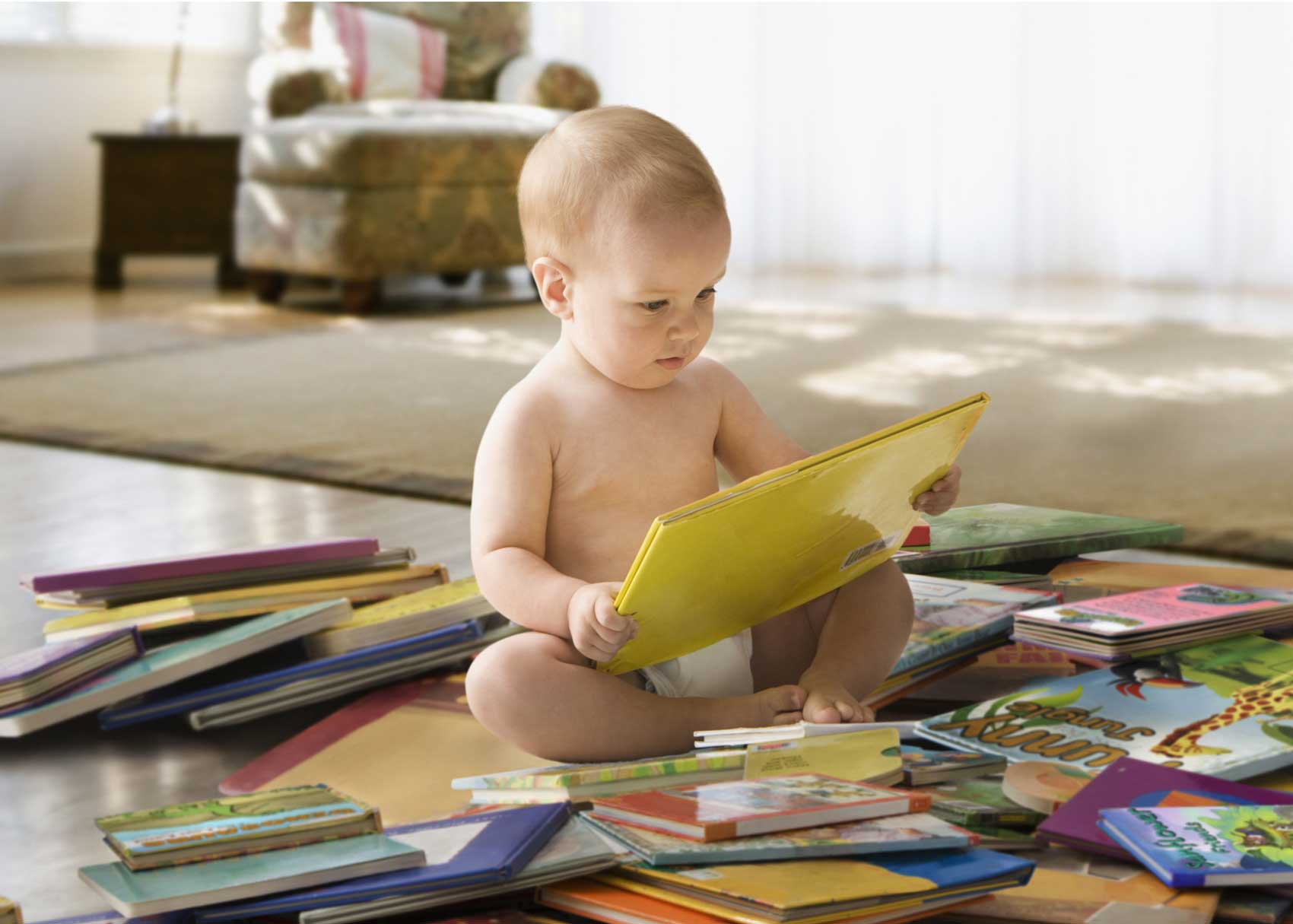 5 Things to Look for in a Baby Book Brightly