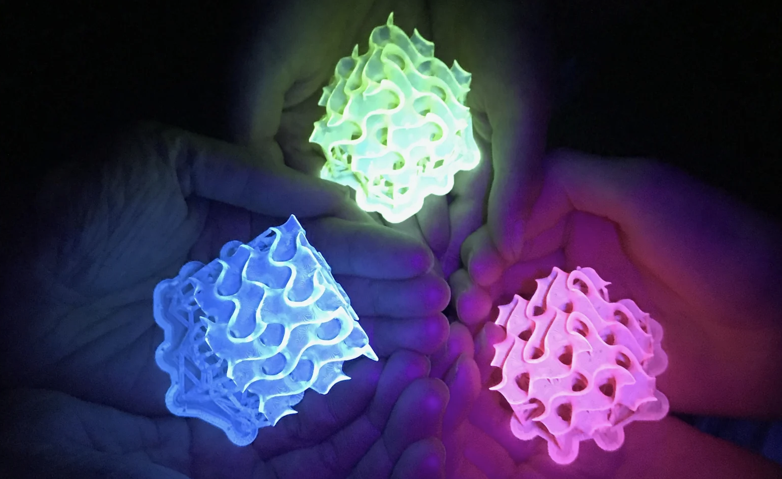 Scientists Create Unbelievably Bright Fluorescent Objects