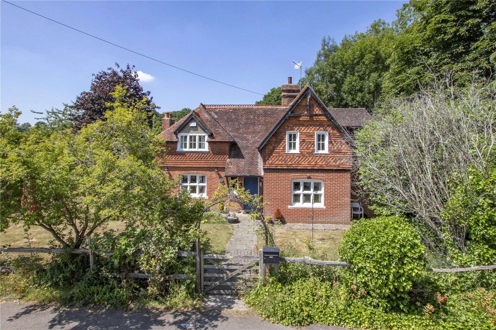 Noble Tree Road, Hildenborough, Tonbridge, Kent, TN11 8ND Property