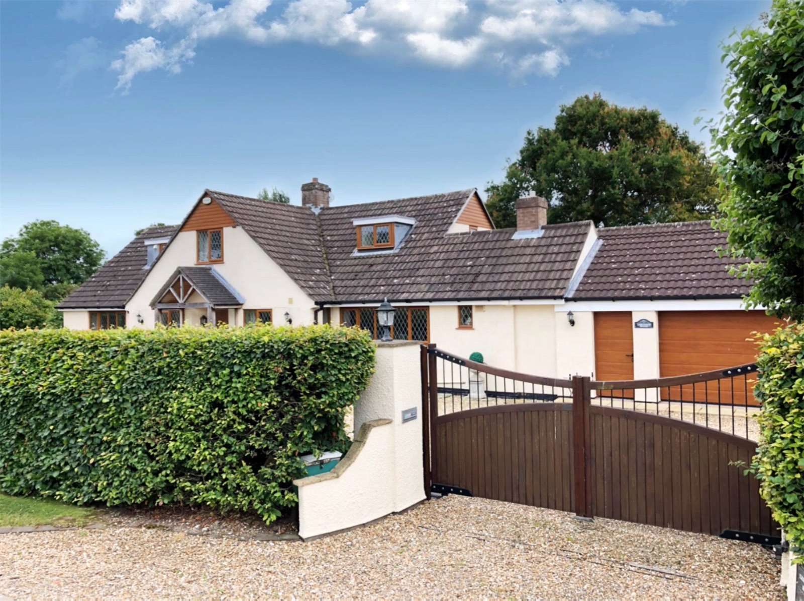 Savills Chester Road, Gatesheath, Tattenhall, Chester, CH3 9AH