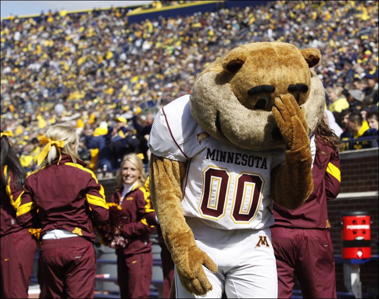 Go Away, Goldy Bucky's 5th Quarter