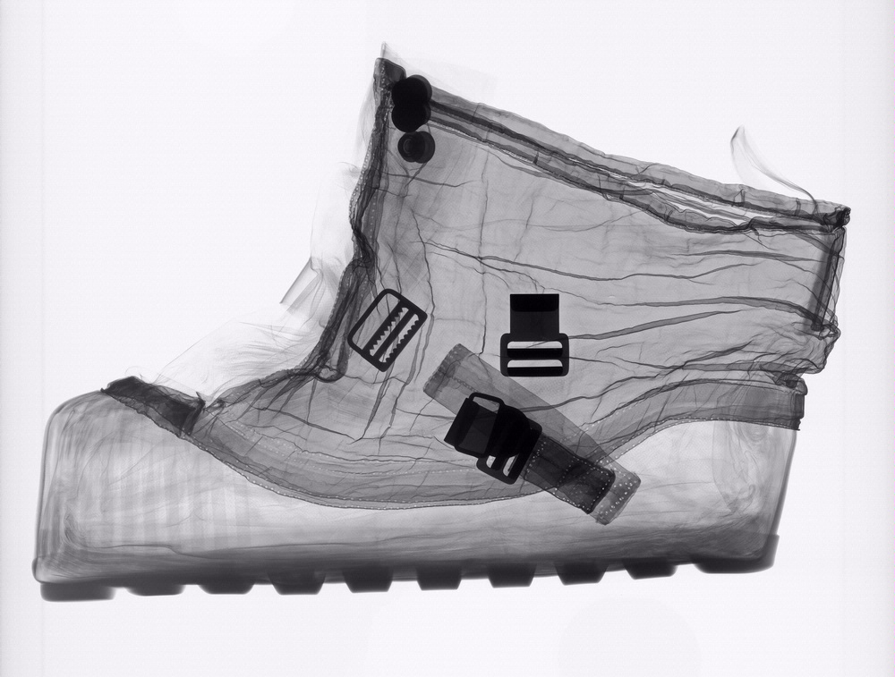 Smithsonian Xrays of spacesuits reveal the art inside the