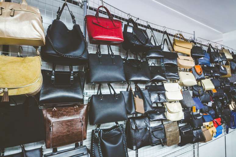 SIC Code 563 Women's accessory & specialty stores