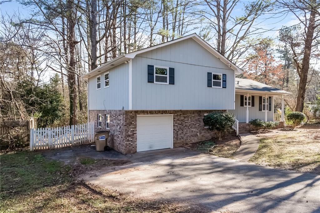 Addison Heights Homes for Sale in East Cobb, GA