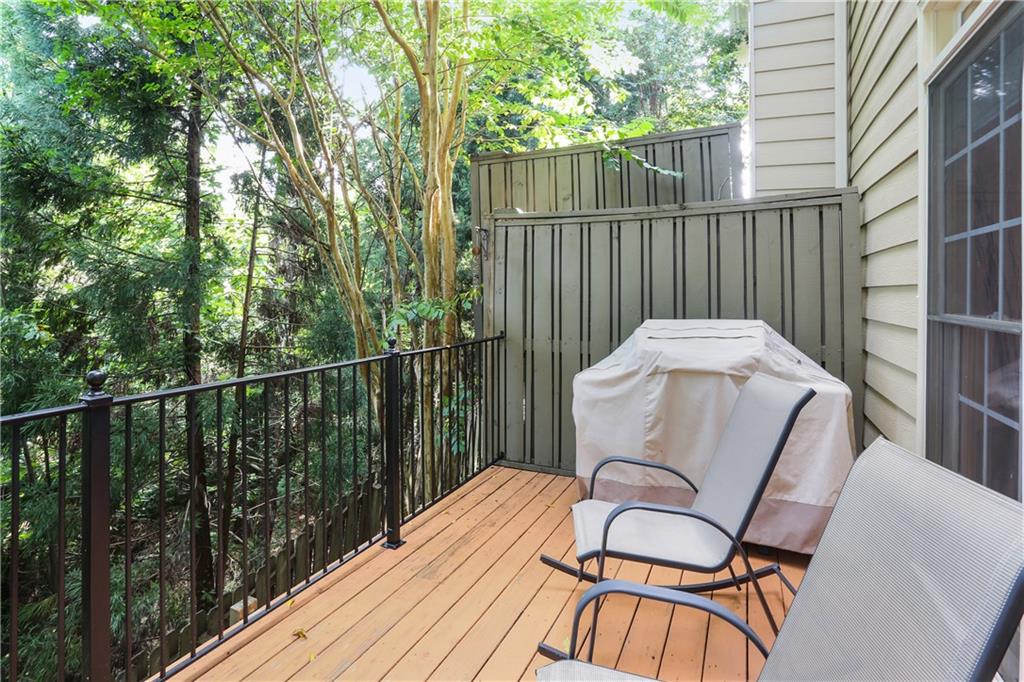 Carriage Gate Townhomes for Sale in Sandy Springs, GA