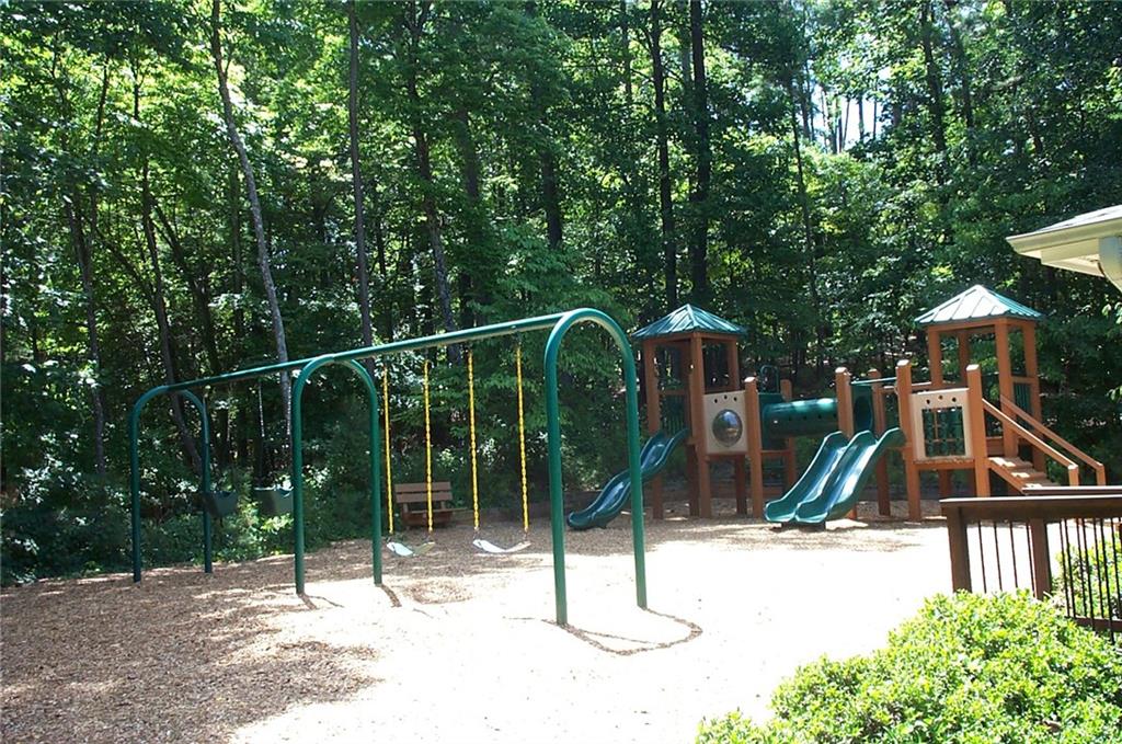 Haynes Landing Homes for Sale in Johns Creek, GA