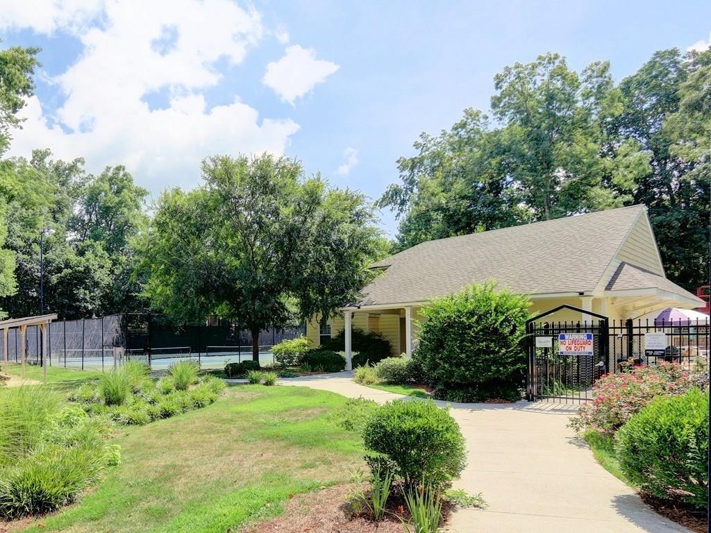 Johnson's Landing Homes for Sale in Marietta, GA (East Cobb)