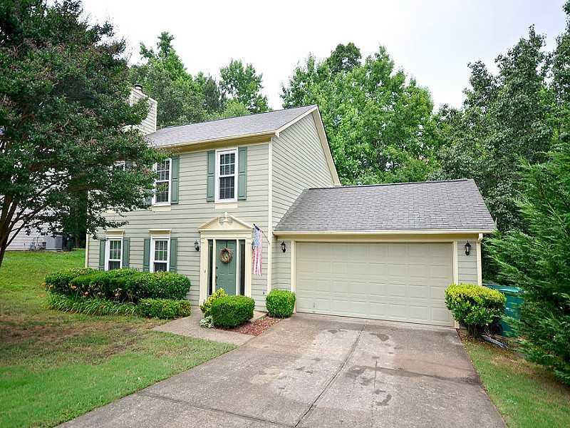 Jones Bridge Crossing Homes for Sale in Johns Creek, GA