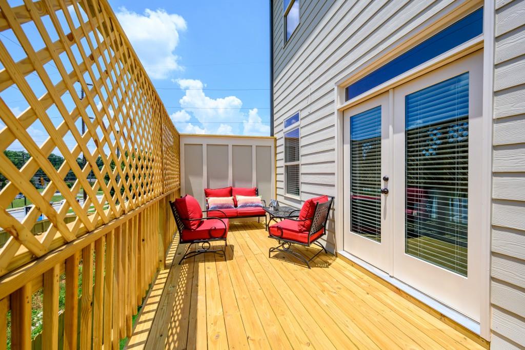 Longleaf Meadows Townhomes for Sale in Decatur, GA