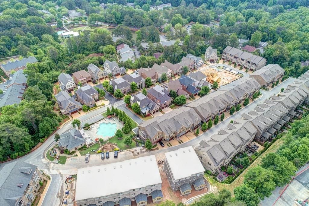 Paces View Townhomes for Sale in Vinings Paces Lookout Dr SE