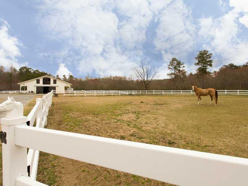 Saddlebrook Farms Homes for Sale in Kennesaw, GA