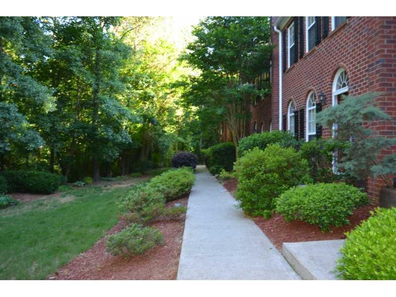 St Charles Square Townhomes for Sale in Roswell, GA