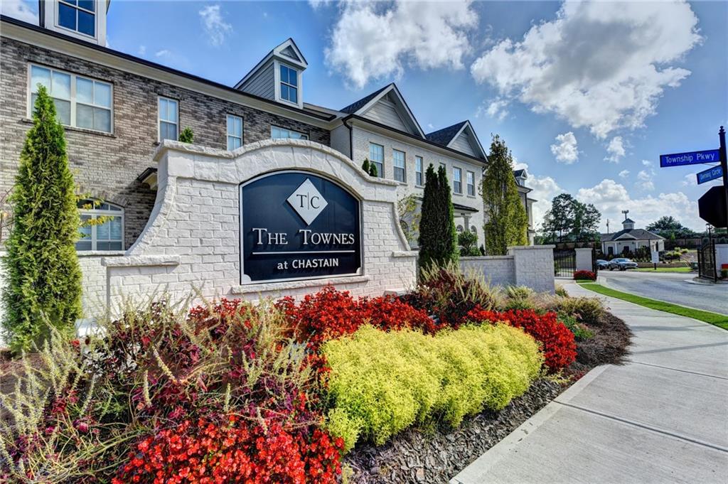 Townes at Chastain Townhomes for Sale in Sandy Springs, GA